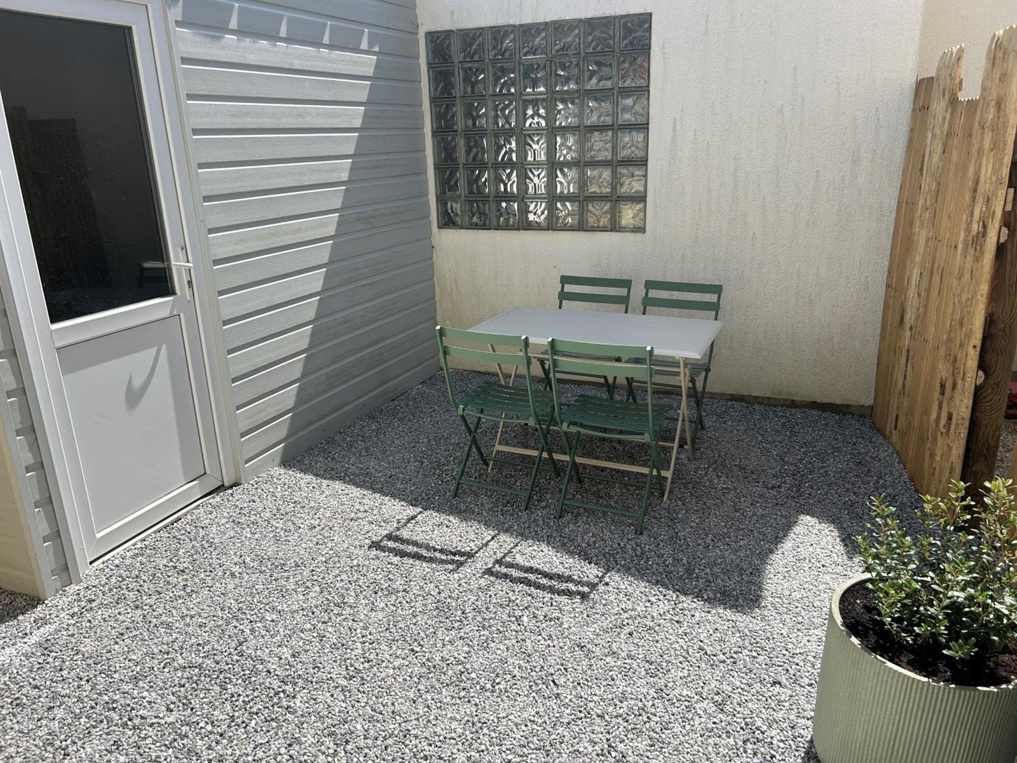50 Metres De La Apartment